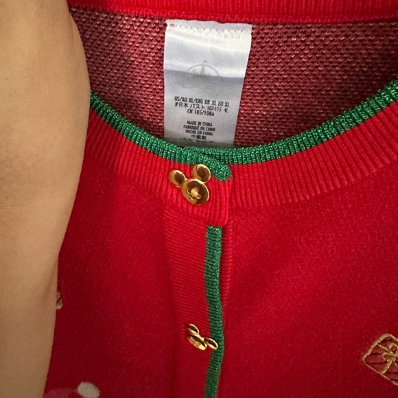 Disney mickey santa red sweater 2024 xl only brand new tags attached - Picture 3 of 3